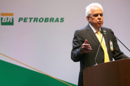 FUP entra com ação contra presidente da Petrobrás por improbidade administrativa