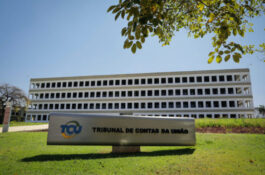 Sindipetro/MG se reúne com TCU para denunciar gravidade de privatização da Regap