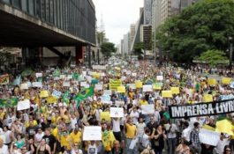 Datafolha: 82% dos manifestantes em SP votaram em Aécio