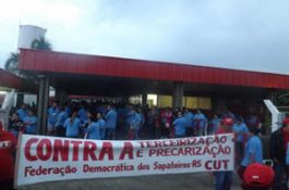 Trabalhadores protestam contra o PL 4330 em diversas cidades do RS