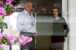 EDITORIAL – Com o Supremo, com tudo