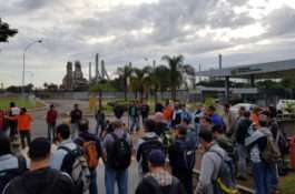 Gerência da Replan proíbe entrada de dirigentes do Sindipetro-SP