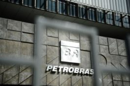Petrobrás agenda reunião de PLR para esta quinta (20)