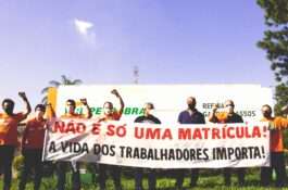 Petroleiros repudiam descaso com a vida de trabalhadores, em ato na Regap