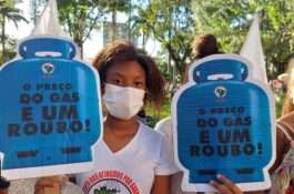 Ato conjunto contra os preços altos dos combustíveis, nessa sexta (25), às 7h, na portaria da Regap.