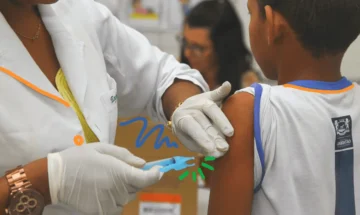 Ministério da Saúde amplia público-alvo da vacina contra a dengue