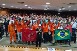 Dia histórico: Após quatro anos de luta, petroquímicos retornam à Fafen-PR