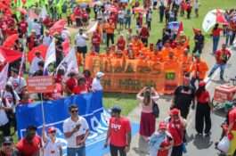 Categoria petroleira marca presença na Marcha da Classe Trabalhadora em Brasília