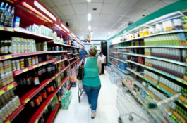 O tarifaço mostra a verdadeira causa da inflação de alimentos no Brasil