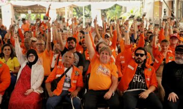 Congresso histórico elege primeira mulher a coordenar a FUP, aprofunda lutas por um Brasil soberano e define reeleição de Lula como prioritária